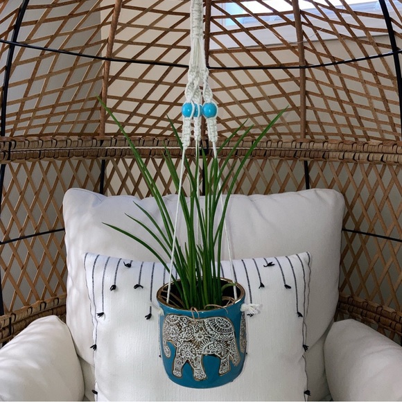 Hanging Elephant Planter - Picture 4 of 10